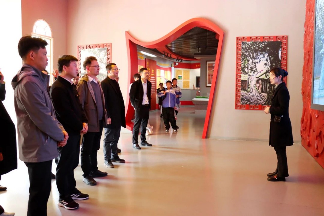 1747276749683691.jpg 3.jpg