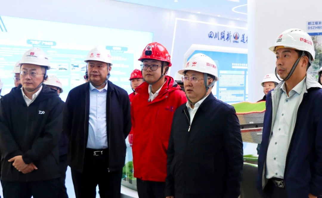 1761271655777015.jpg 5.jpg